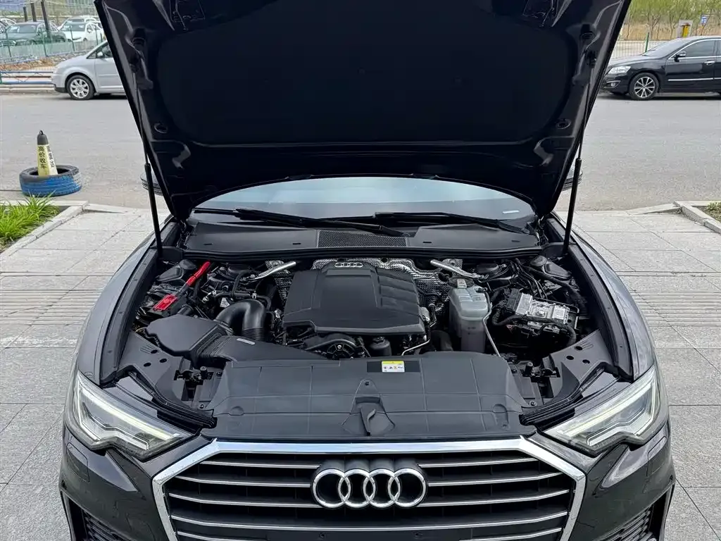 Audi A6L — фото 5