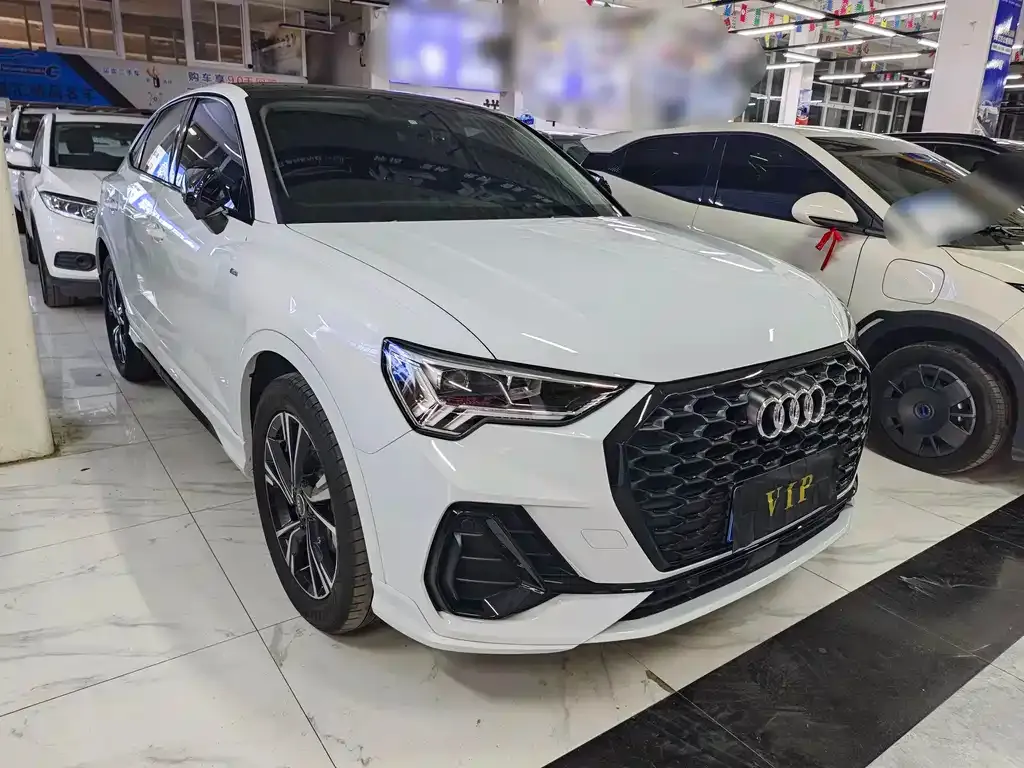 Audi Q3 Sportback — фото 4