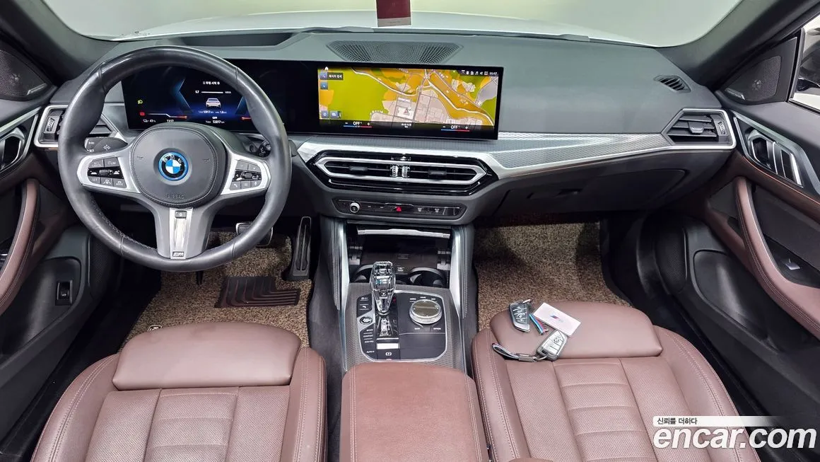 BMW i4 — фото 10