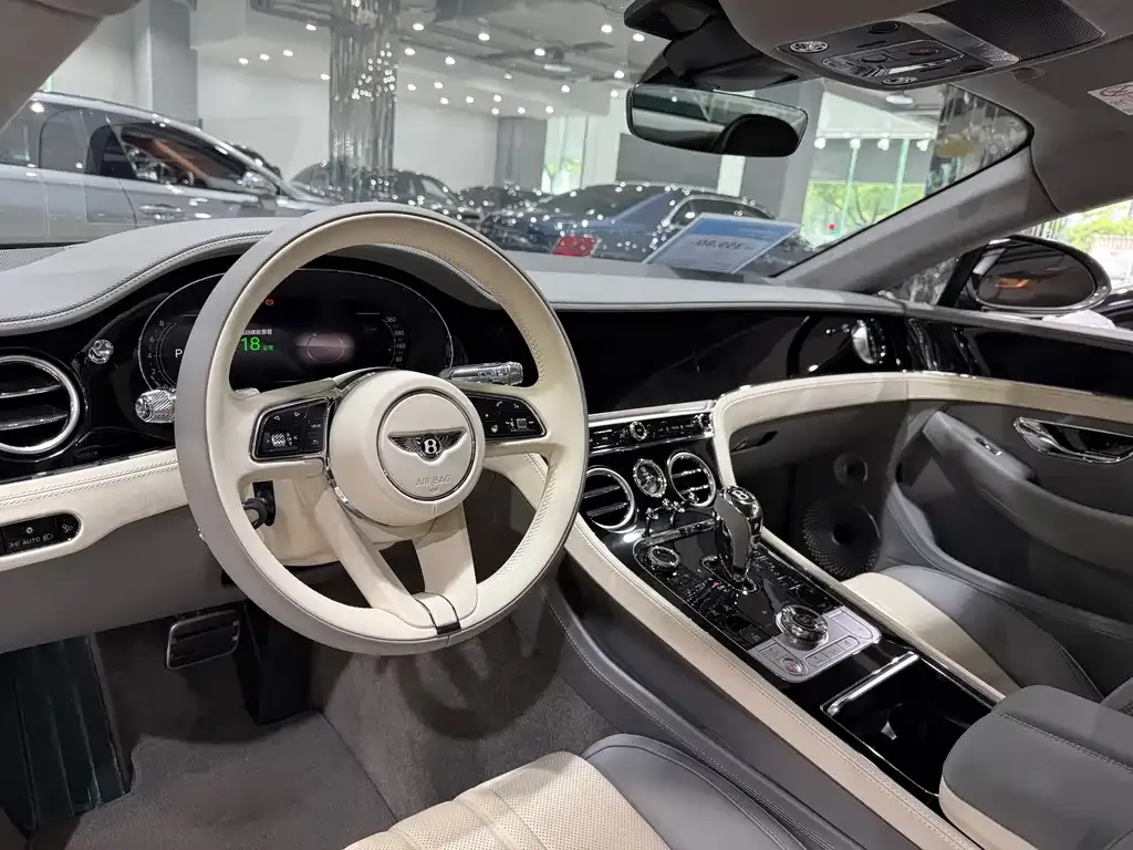 Bentley Continental PHEV — фото 2