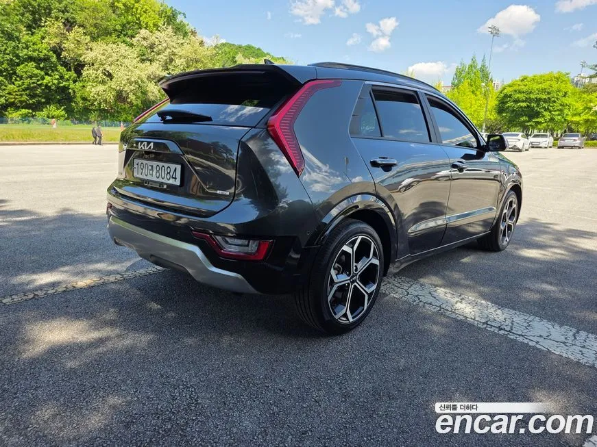 Kia Niro — фото 10