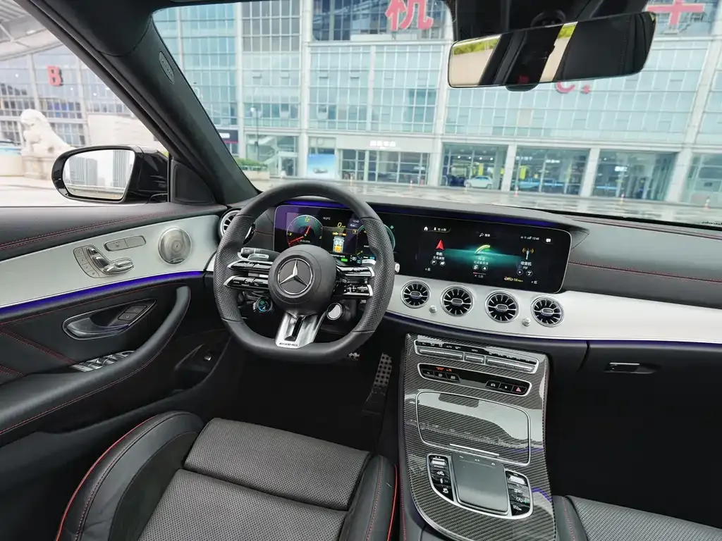 Mercedes-Benz E-Class AMG — фото 9