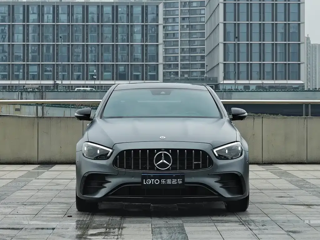 Mercedes-Benz E-Class AMG — фото 7