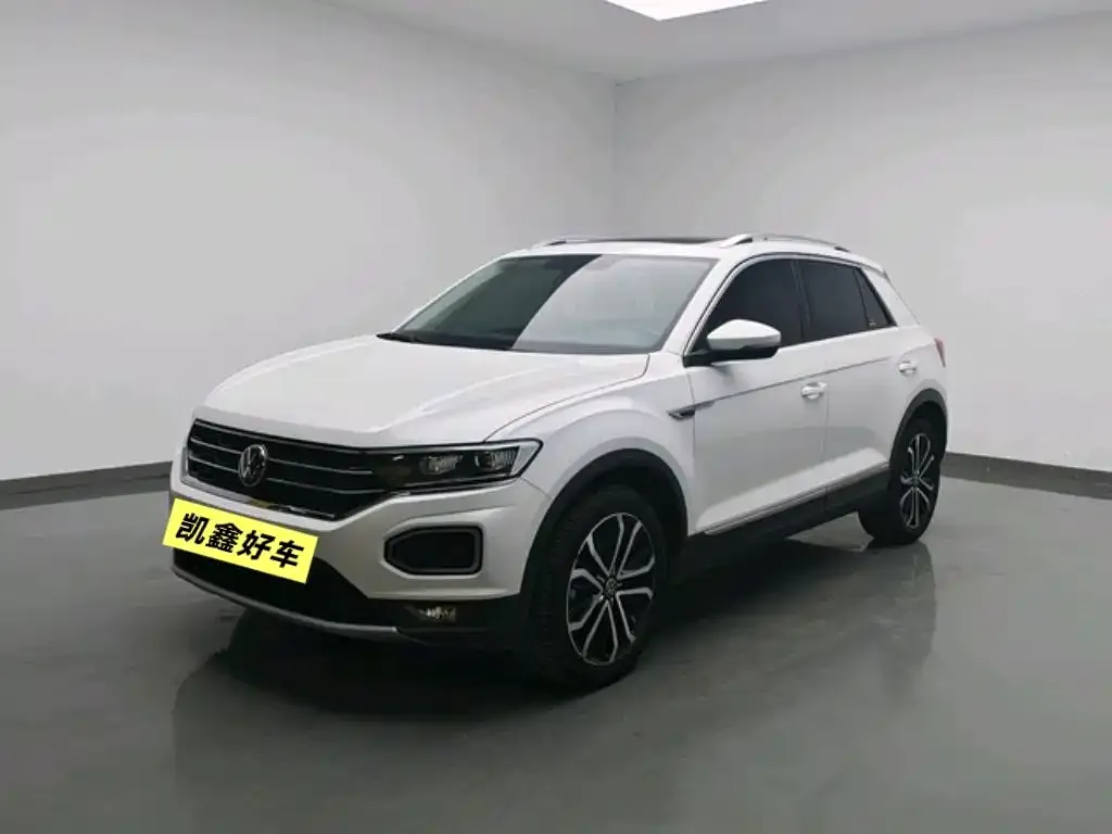 Volkswagen T-Roc — фото 1