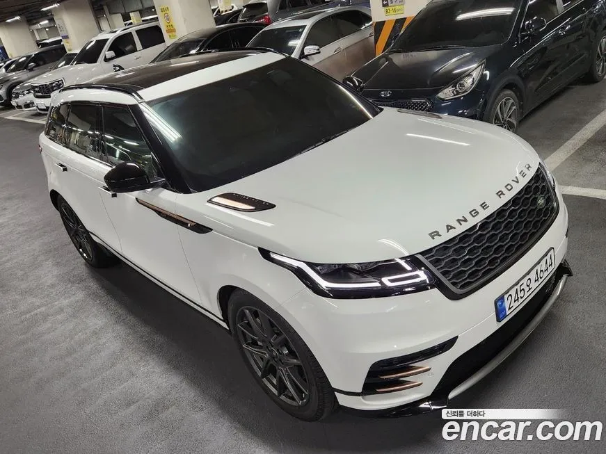Land Rover Range Rover Velar — фото 1