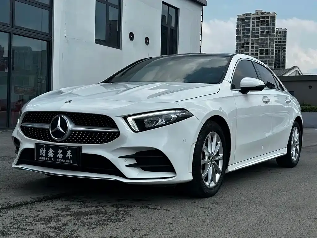 Mercedes-Benz A-Class — фото 1
