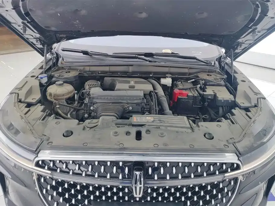 Lincoln Nautilus — фото 8