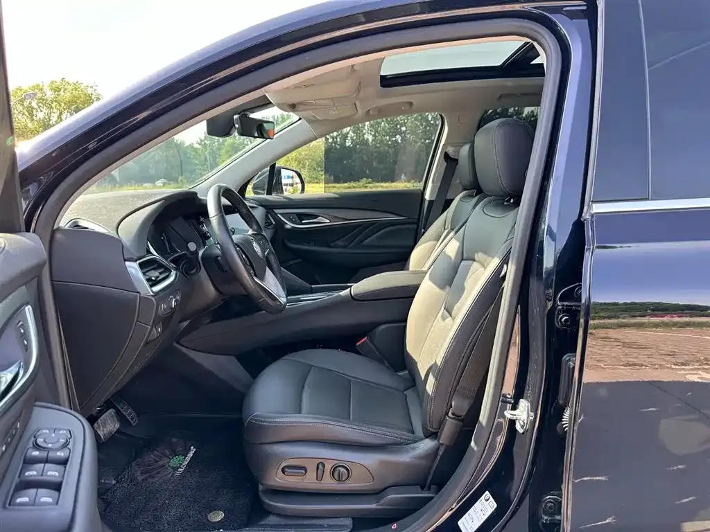 Buick Enclave — фото 9