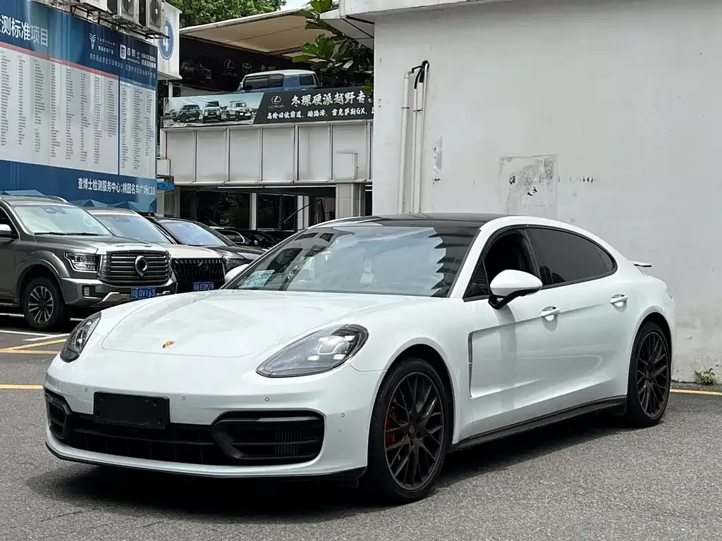 Porsche Panamera — фото 9