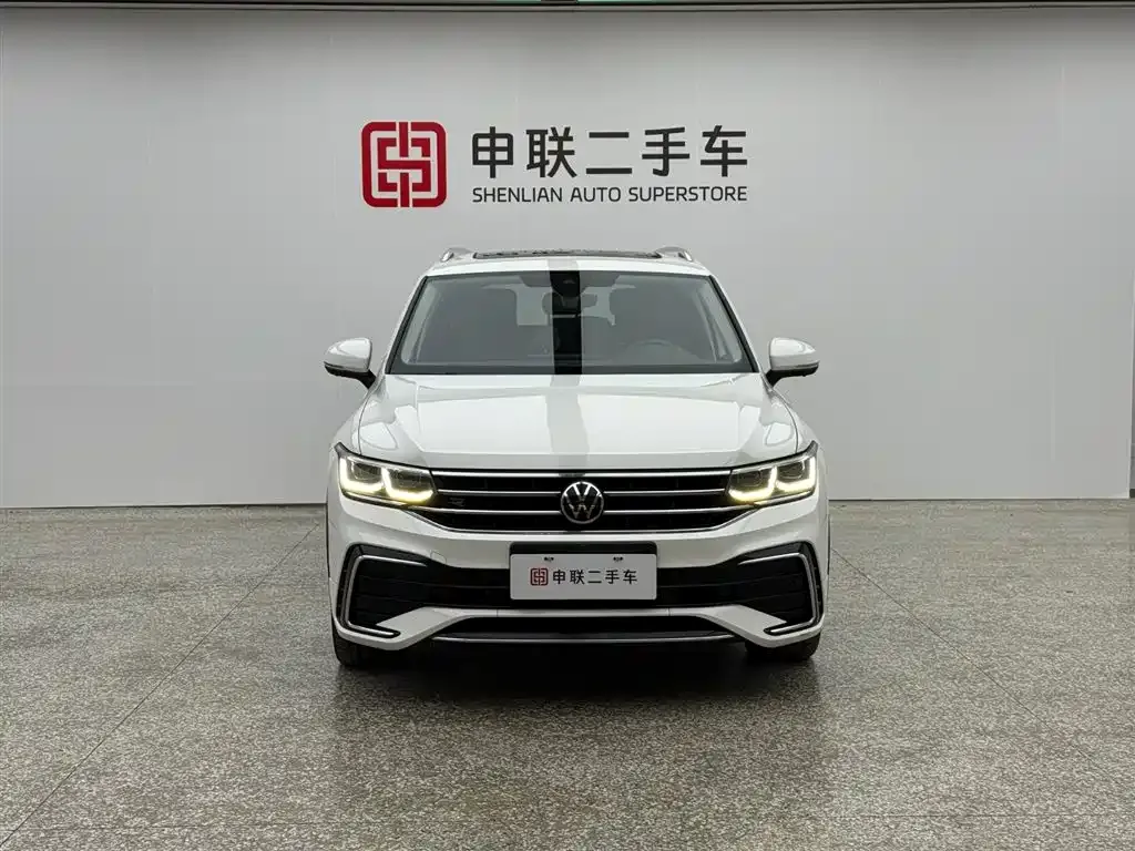 Volkswagen Tiguan L — фото 7