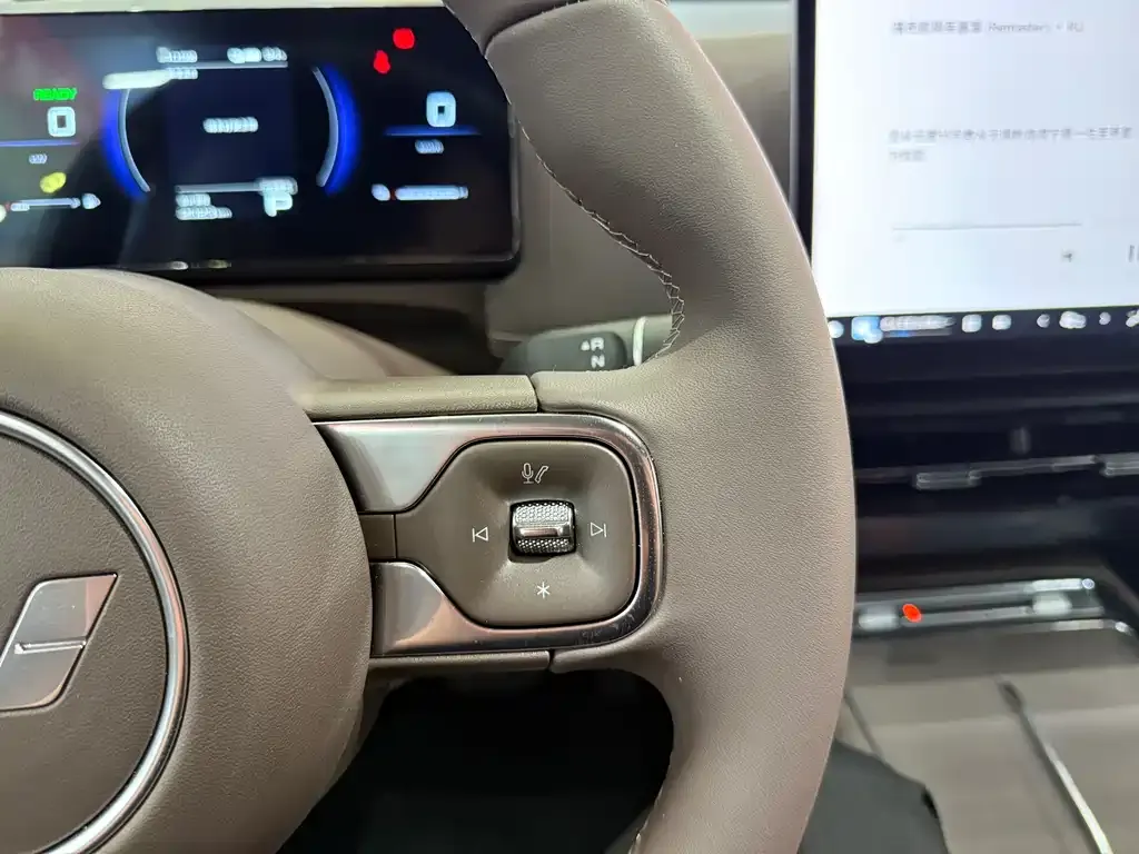 Wuling Starlight 730 New Energy — фото 6