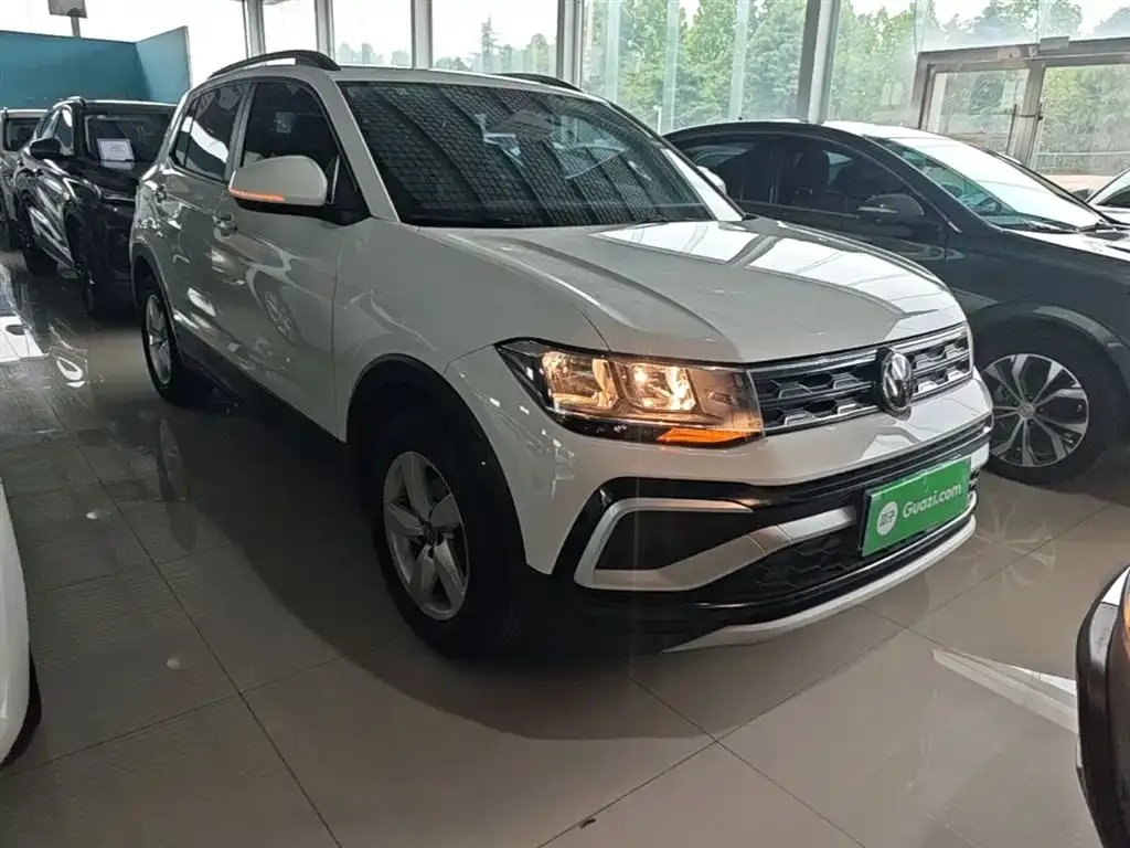 Volkswagen T-Cross — фото 9