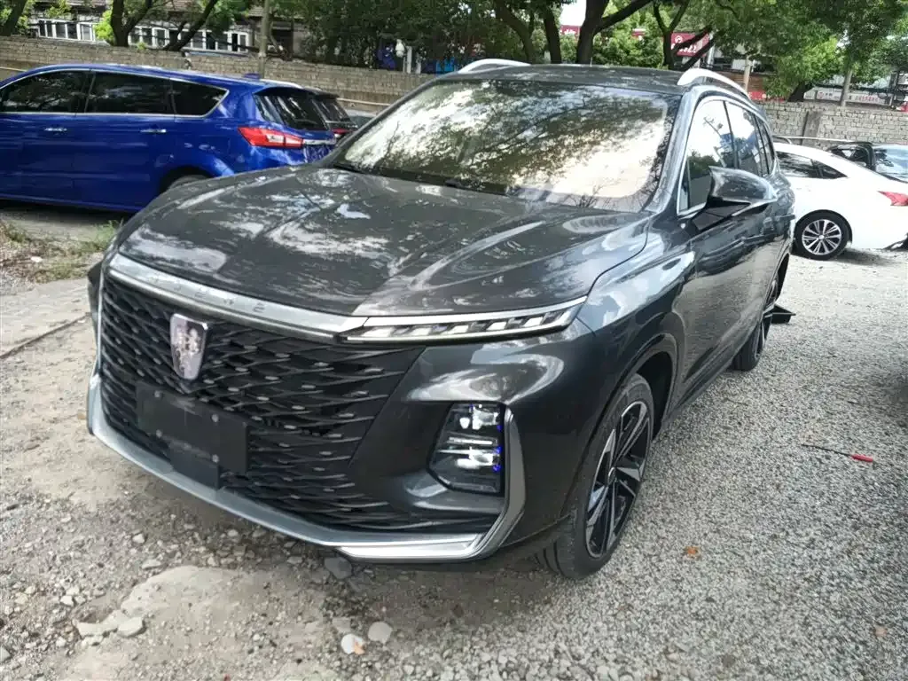 Roewe RX5 MAX — фото 1