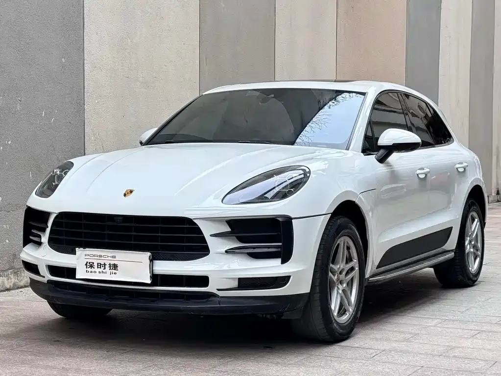 Porsche Macan — фото 1
