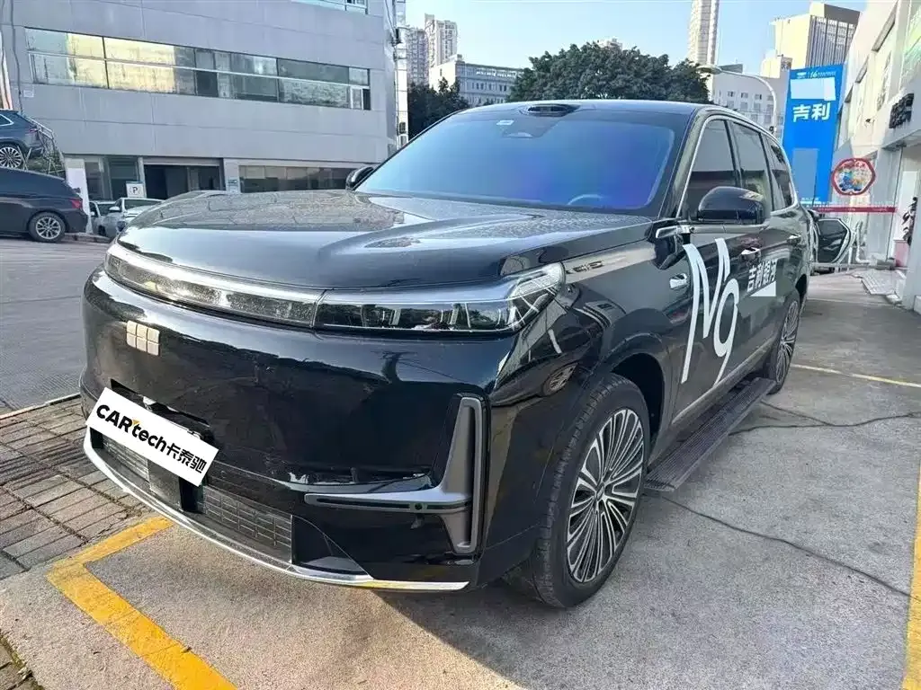 Geely Galaxy M9 — фото 1