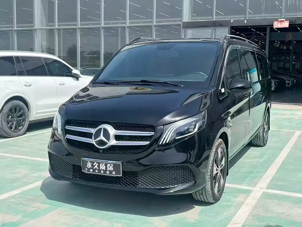 Mercedes-Benz Vito — фото 1