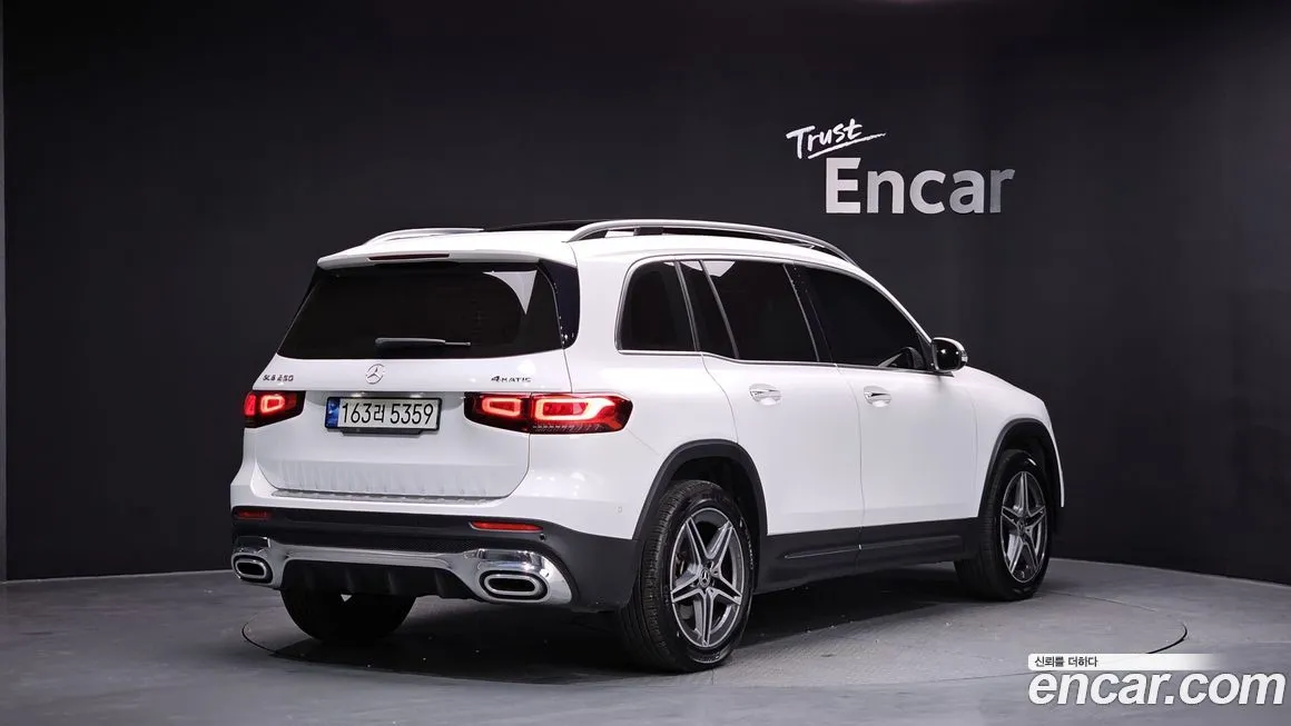 Mercedes-Benz GLB-Class — фото 2
