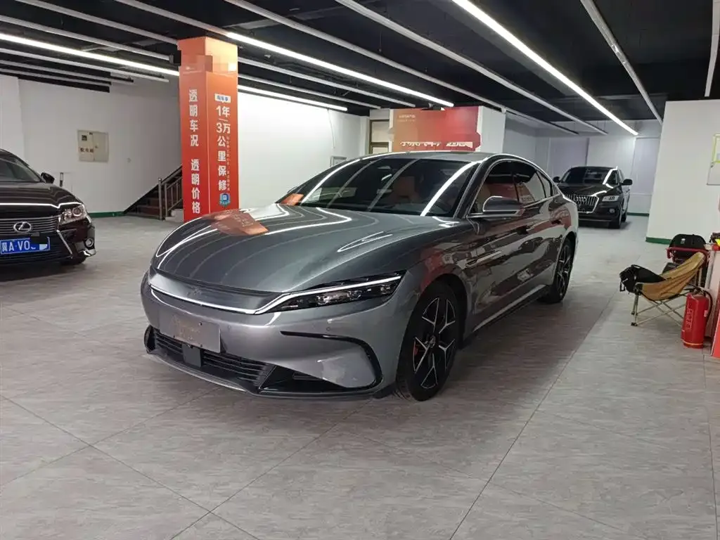 BYD Han — фото 1