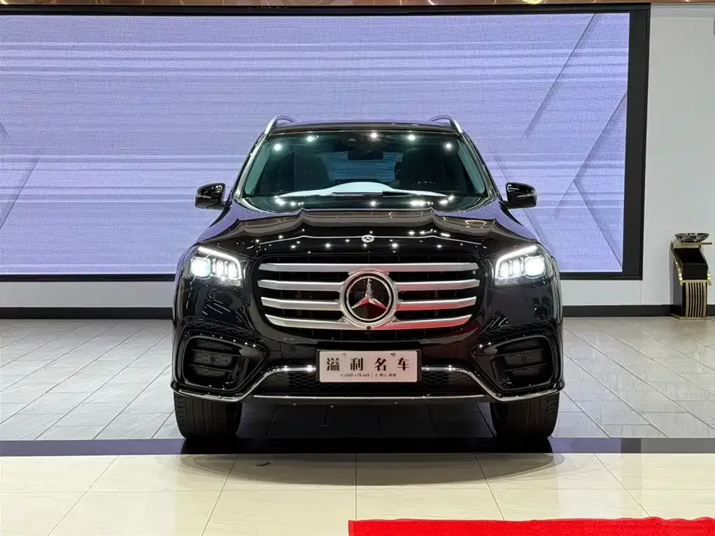 Mercedes-Benz GLS — фото 10
