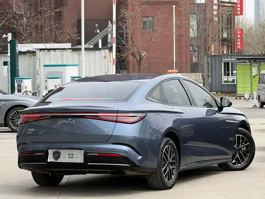 BYD Seal — фото 6