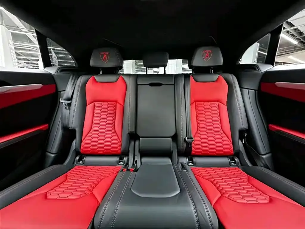 Lamborghini Urus — фото 3