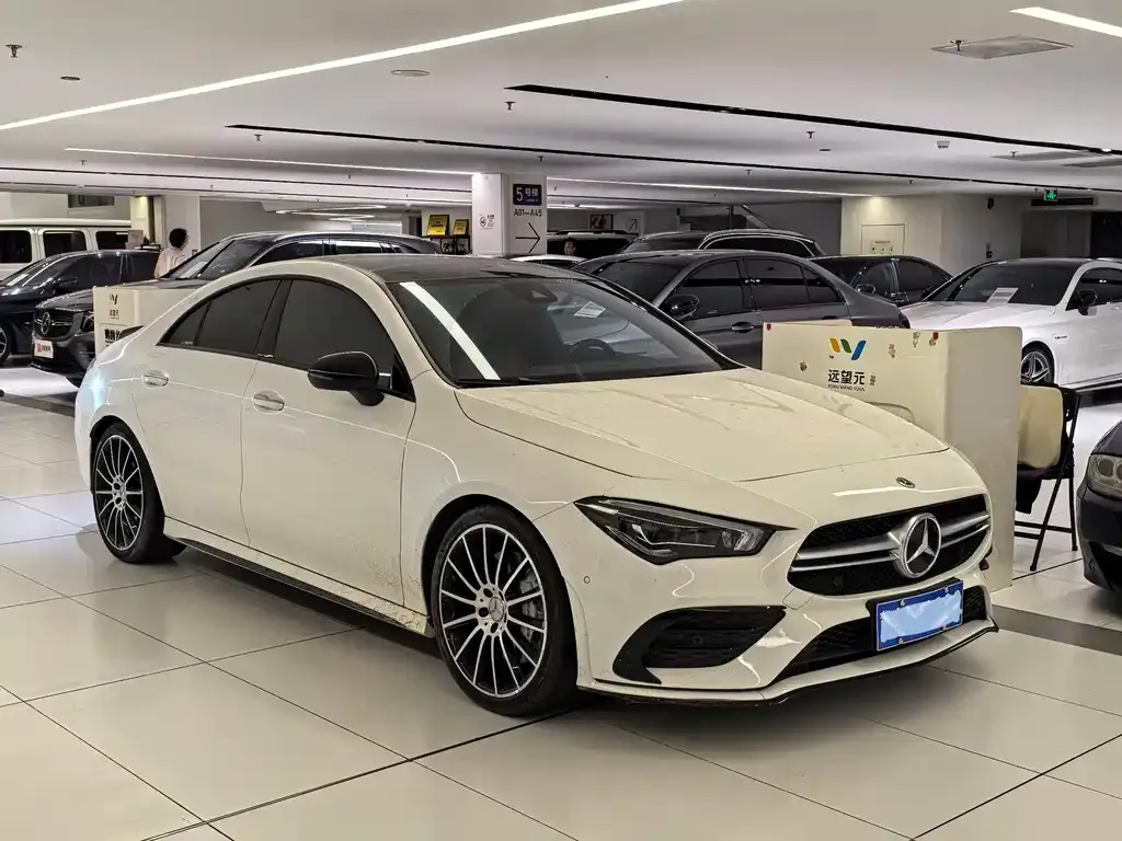 Mercedes-Benz CLA AMG — фото 7