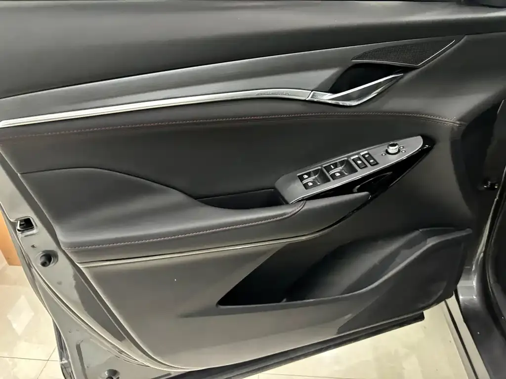 Changan CS75PLUS — фото 10