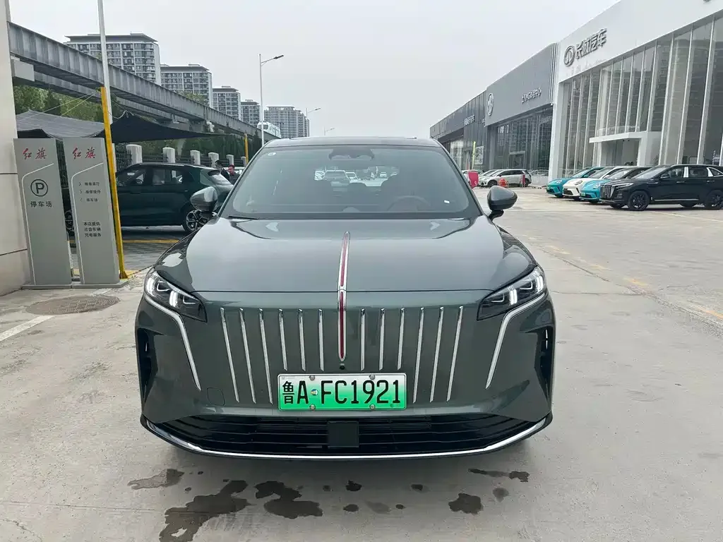 Hongqi HS6 PHEV — фото 9