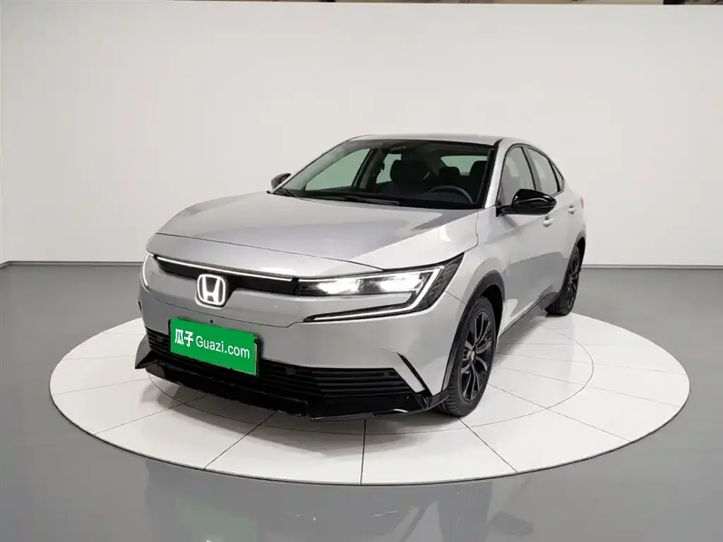 Honda e:NP2 — фото 6