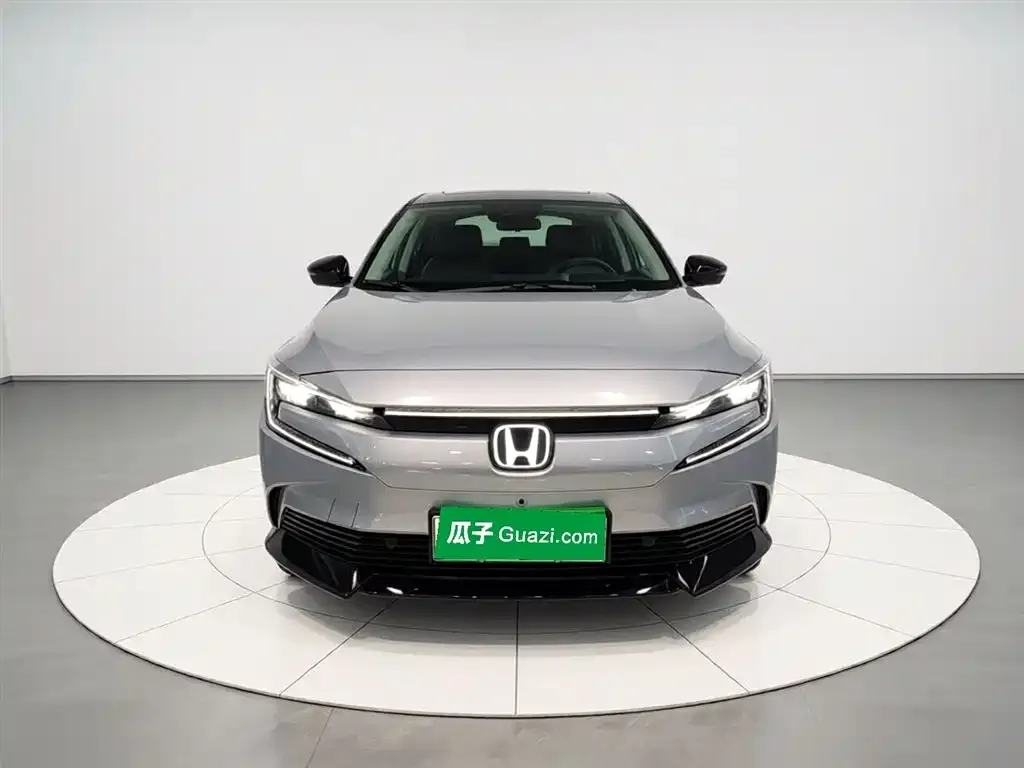 Honda e:NP2 — фото 3