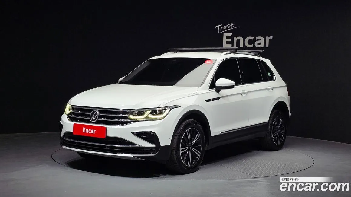 Volkswagen Tiguan — фото 1