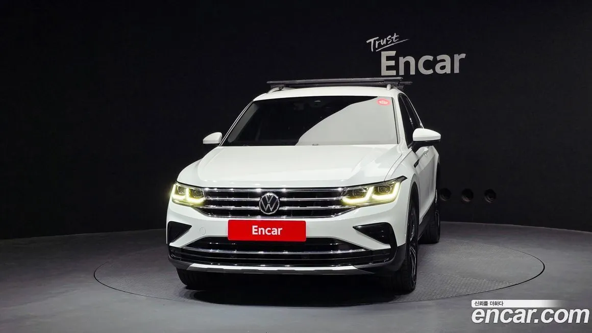 Volkswagen Tiguan — фото 2
