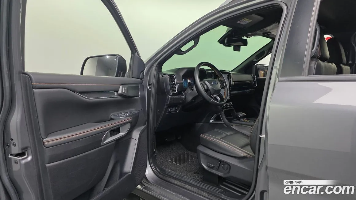 Ford Ranger — фото 10
