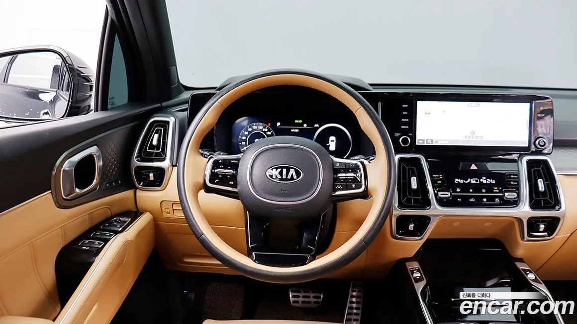 Kia Sorento — фото 10