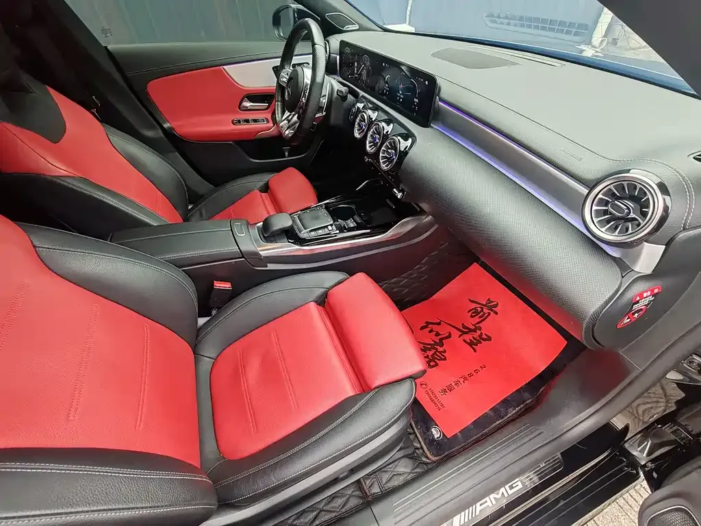 Mercedes-Benz CLA AMG — фото 4