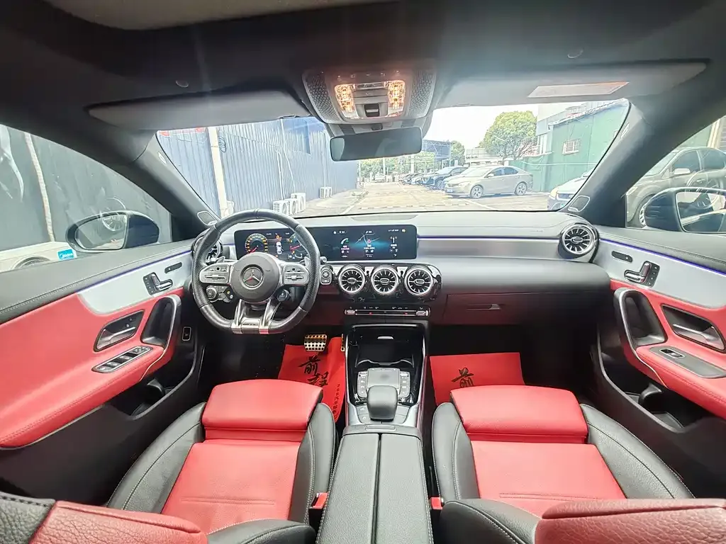 Mercedes-Benz CLA AMG — фото 5