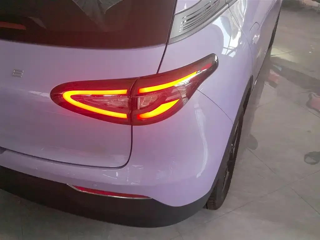 Geely Starburst — фото 4