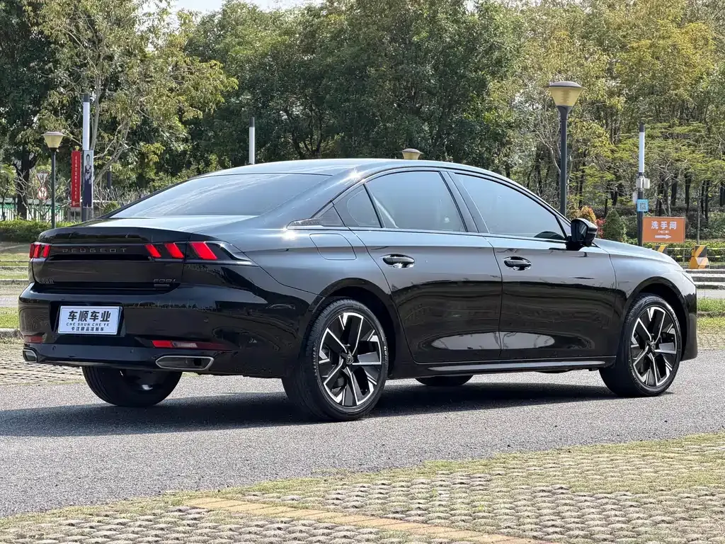Peugeot 508 — фото 9
