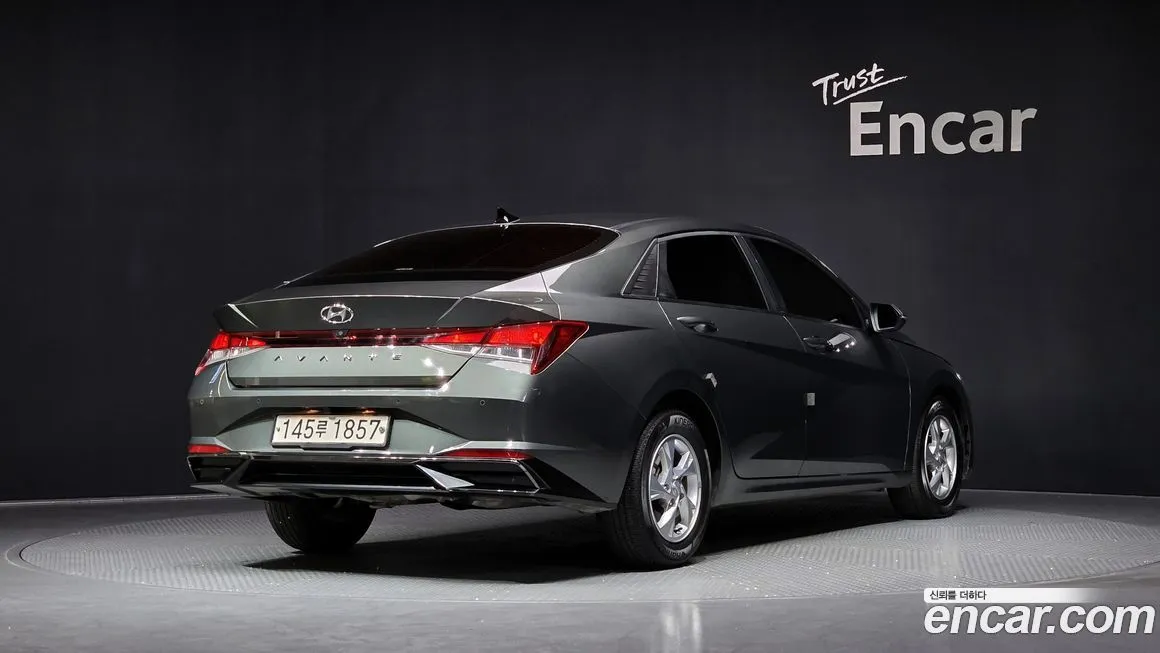 Hyundai AVANTE — фото 4
