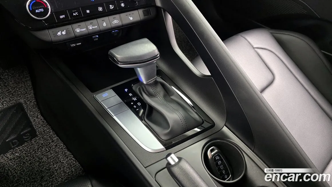 Hyundai AVANTE — фото 9