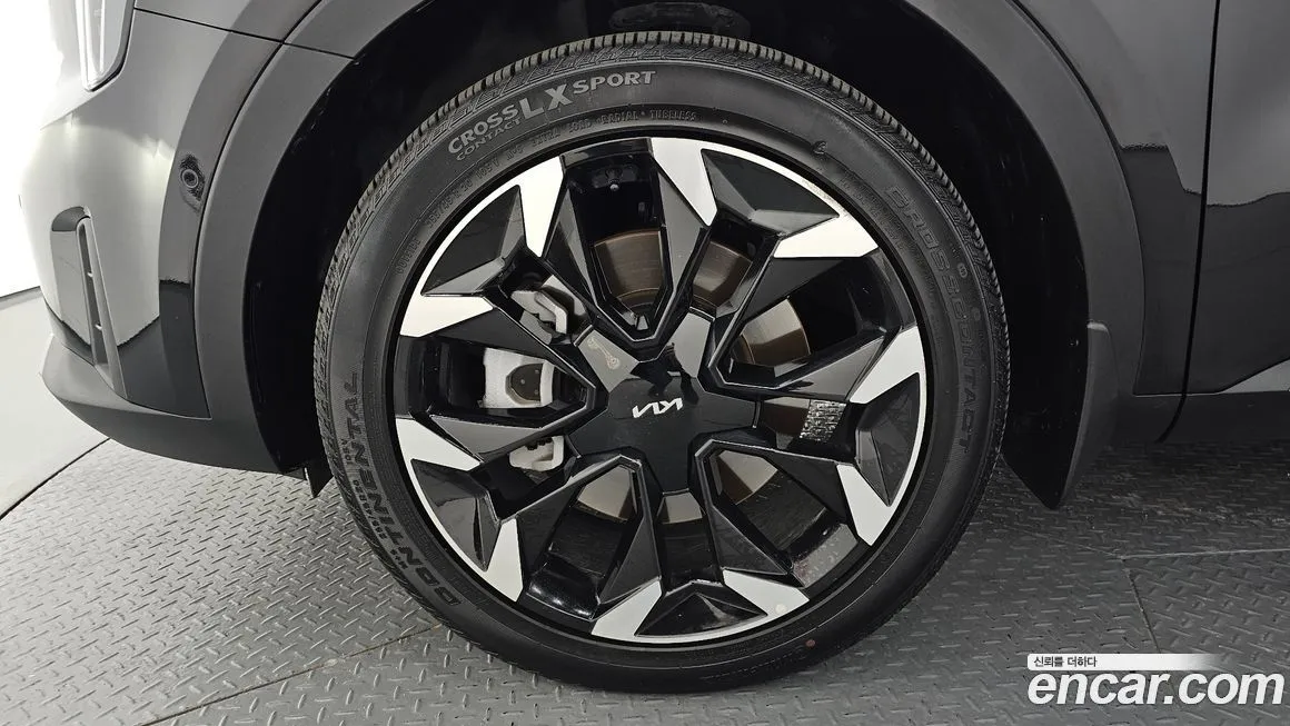 Kia Sorento — фото 7
