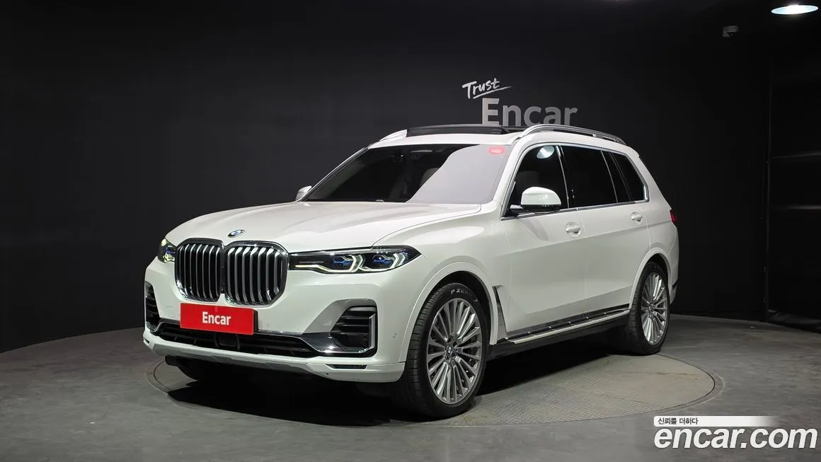 BMW X7 — фото 1