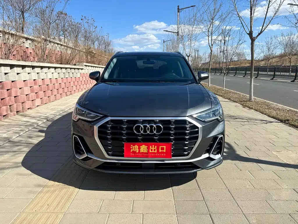 Audi Q3 — фото 10