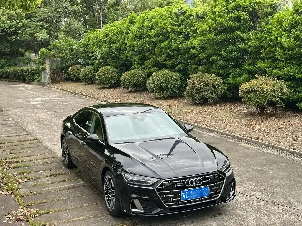 Audi A7L — фото 5