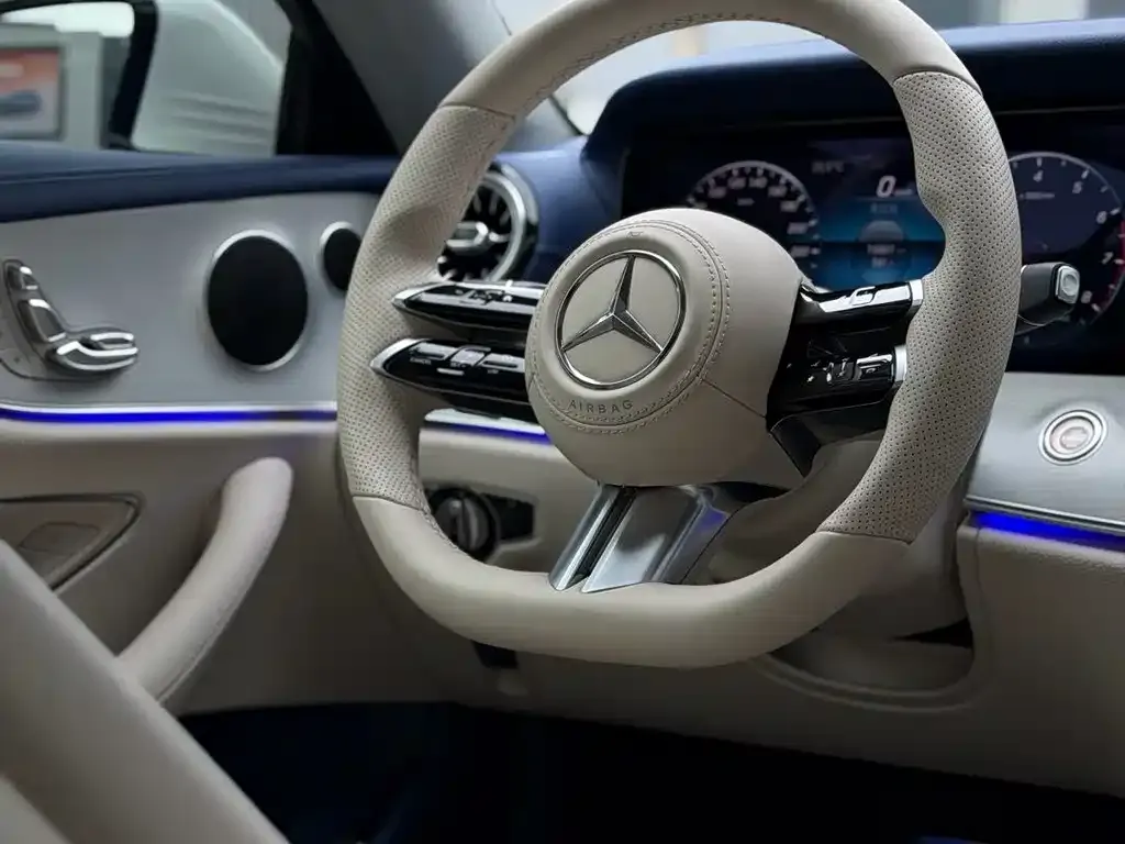 Mercedes-Benz E-Class (Import) — фото 6