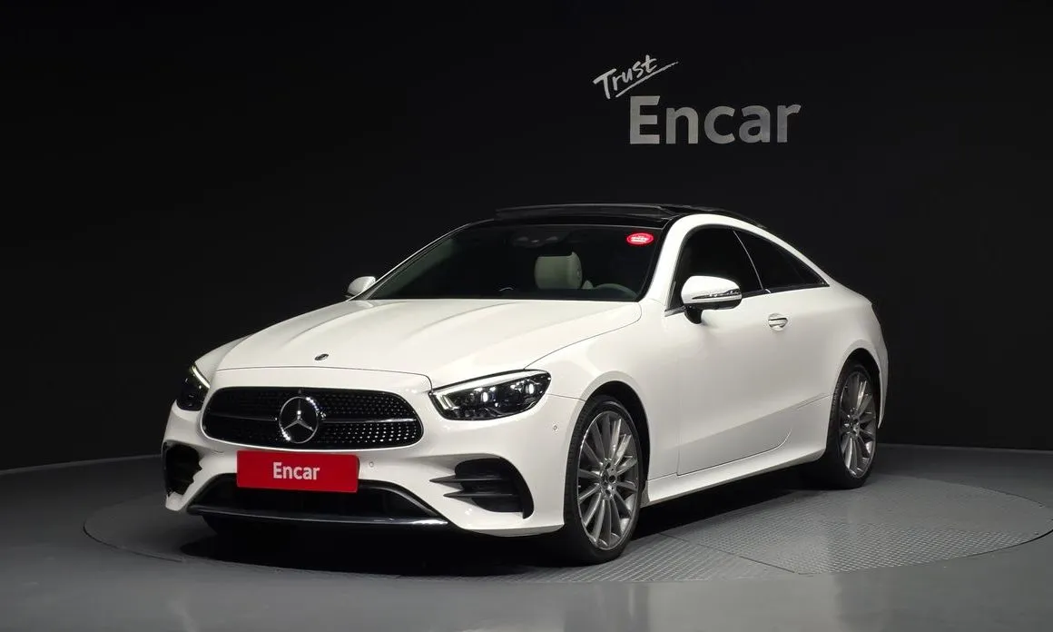 Mercedes-Benz E-Class — фото 1