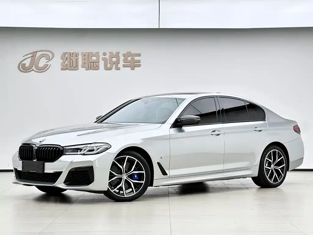BMW 5 Series (Import) — фото 1