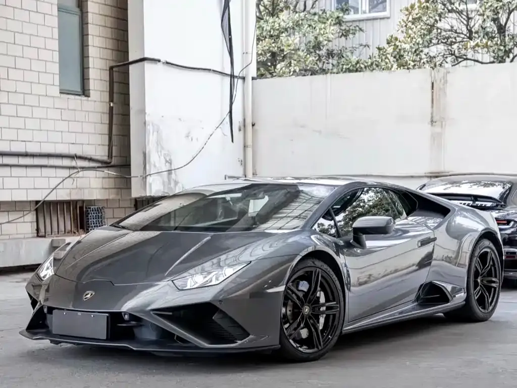 Lamborghini Huracan — фото 1