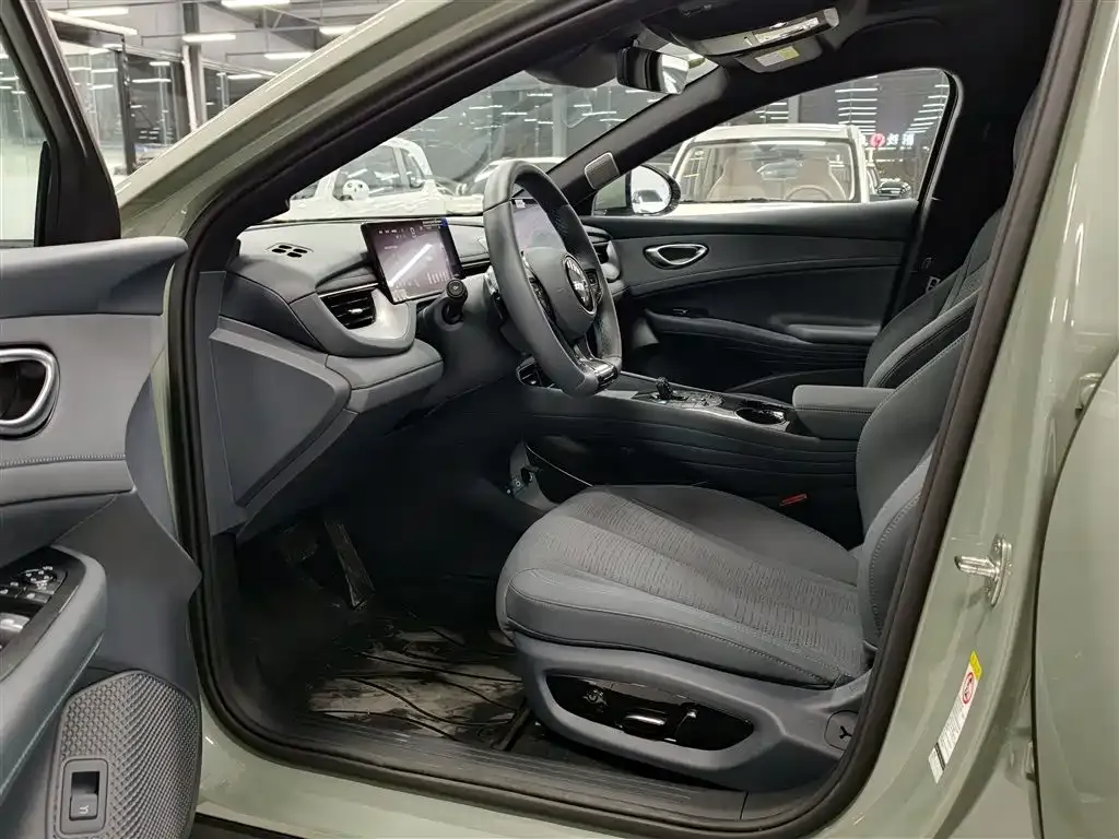 BYD Seal 06GT — фото 9
