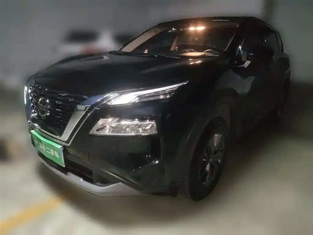 Nissan X-Trail — фото 1